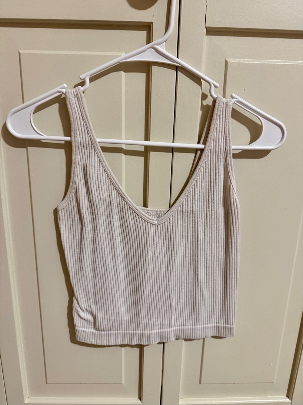 Free People Ribbed V-Neck Crop Tank - Cream